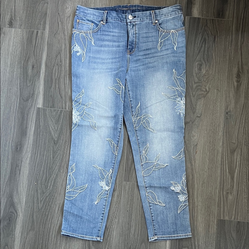 Chico’s Blue Women's Jeans with Embroidered leaves. Size 2.5 Ankle (~women’s 12)